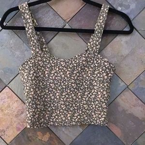 Brandy Melville Joni Floral Crop Top